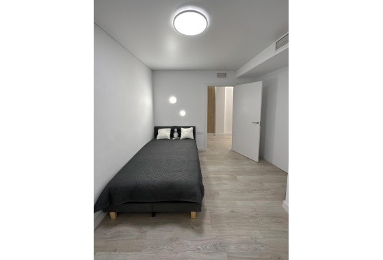 Reventa - Apartamento / piso - Torrevieja - El Acequión - Los Náufragos
