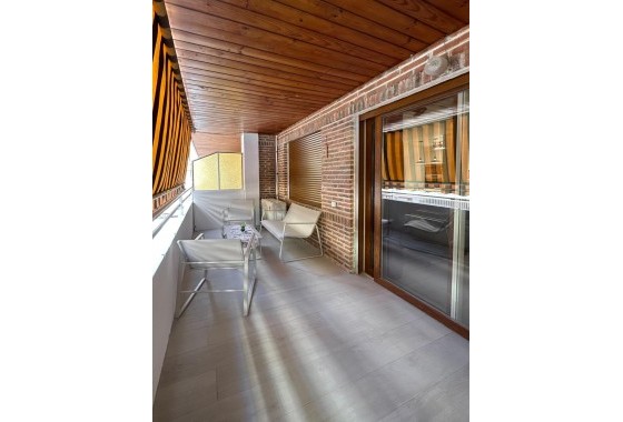 Reventa - Apartamento / piso - Torrevieja - El Acequión - Los Náufragos