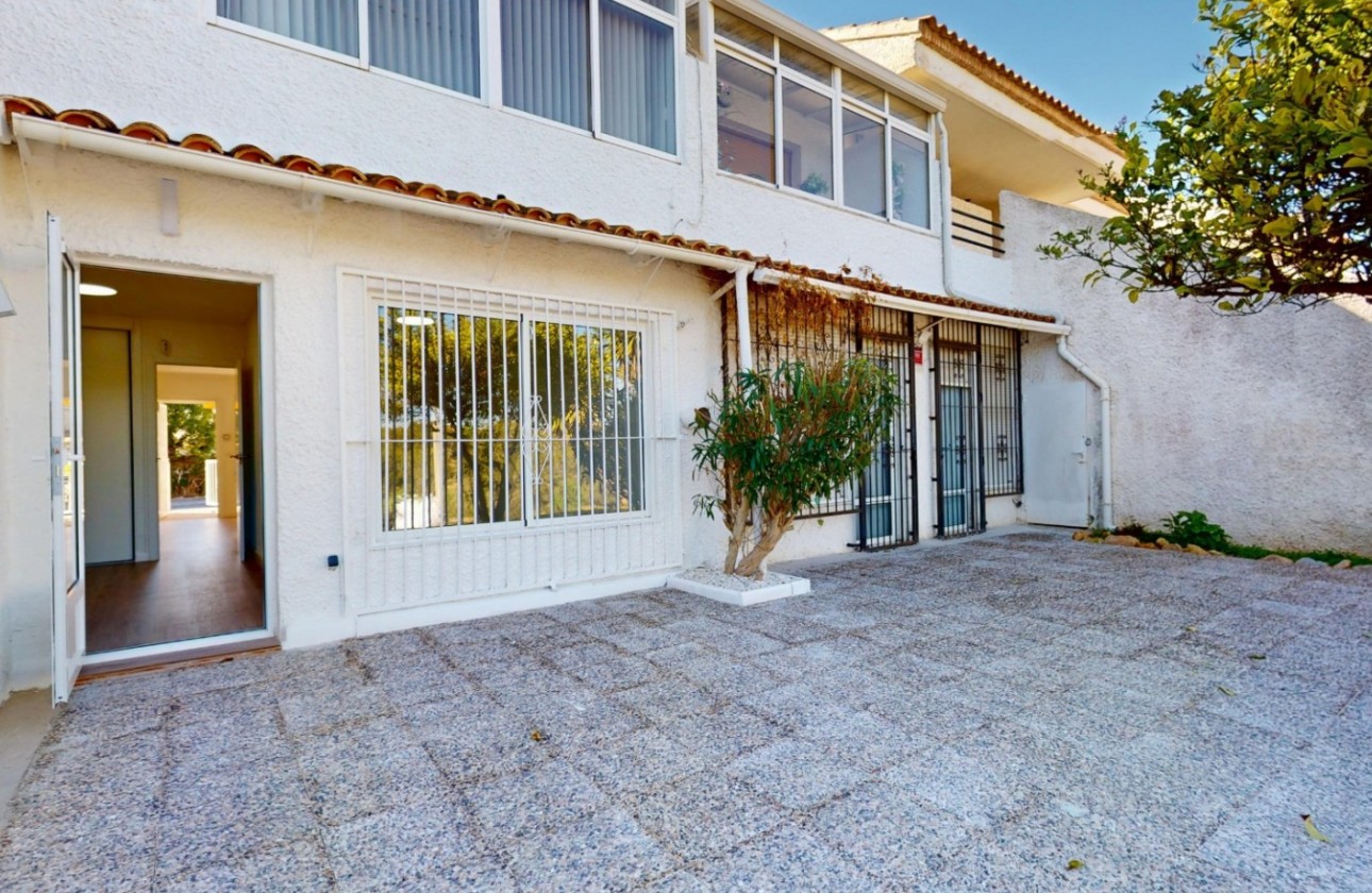 Resale - Apartment / flat - Orihuela Costa - Costa Blanca