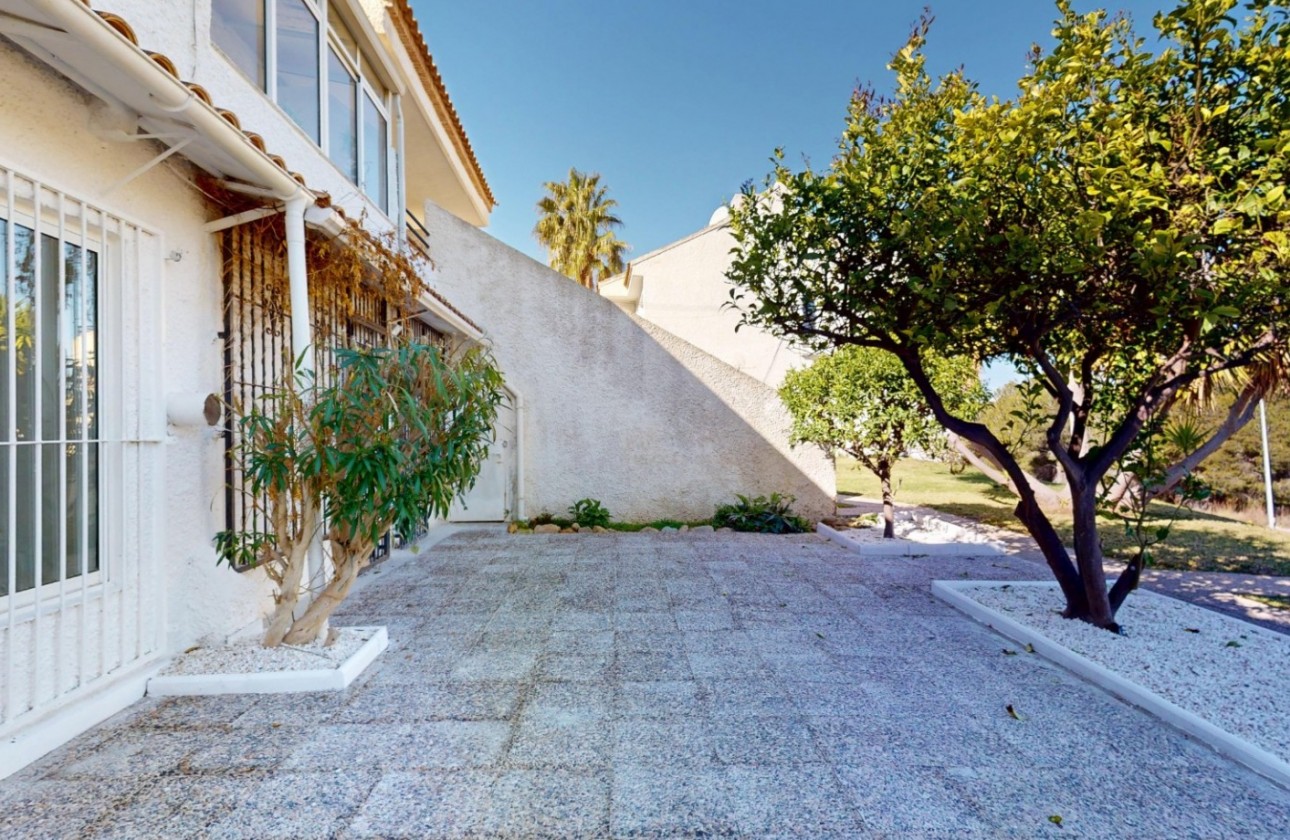 Resale - Apartment / flat - Orihuela Costa - Costa Blanca
