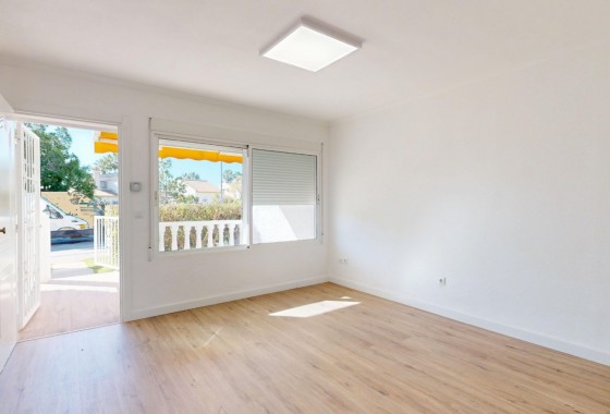 Resale - Apartment / flat - Orihuela Costa - Costa Blanca