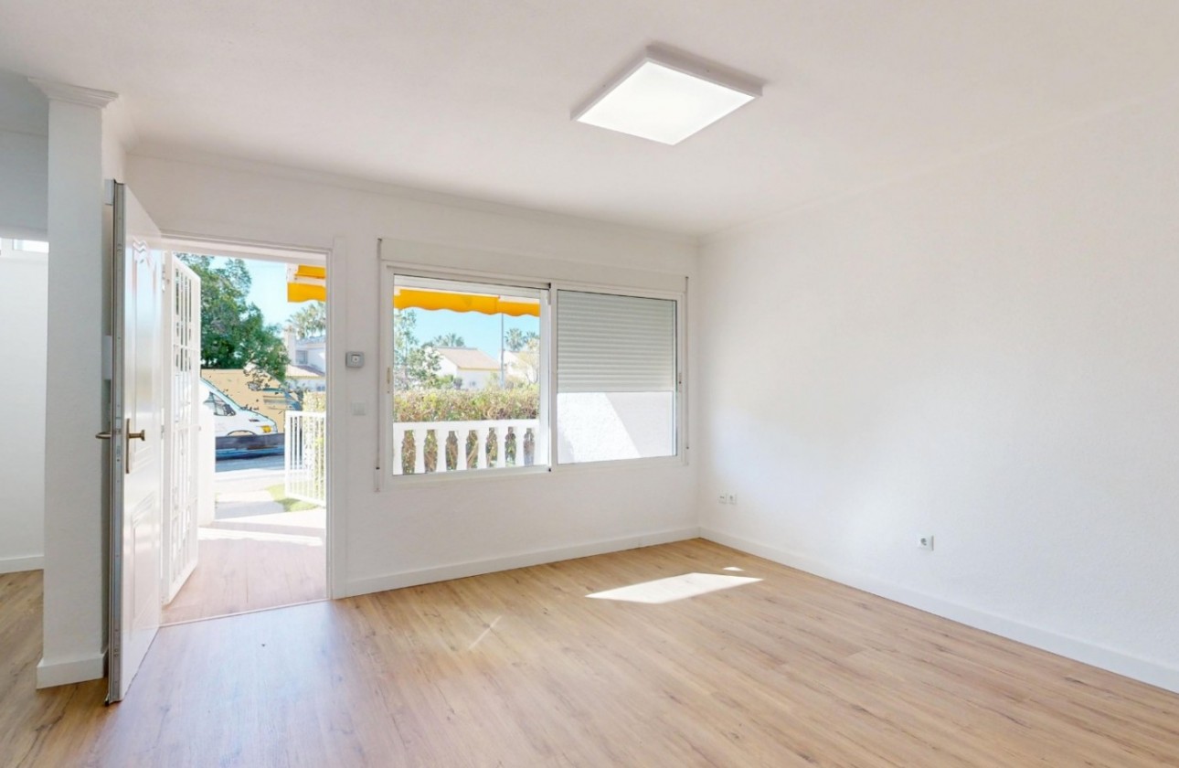 Resale - Apartment / flat - Orihuela Costa - Costa Blanca