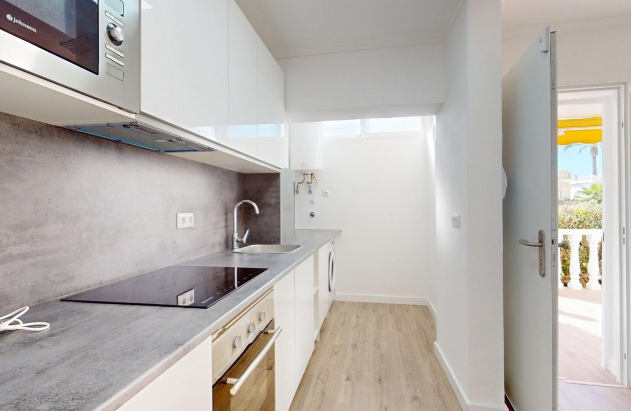 Resale - Apartment / flat - Orihuela Costa - Costa Blanca