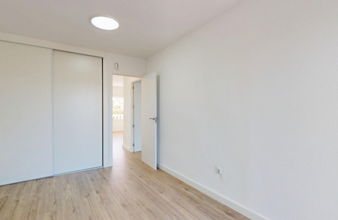 Resale - Apartment / flat - Orihuela Costa - Costa Blanca