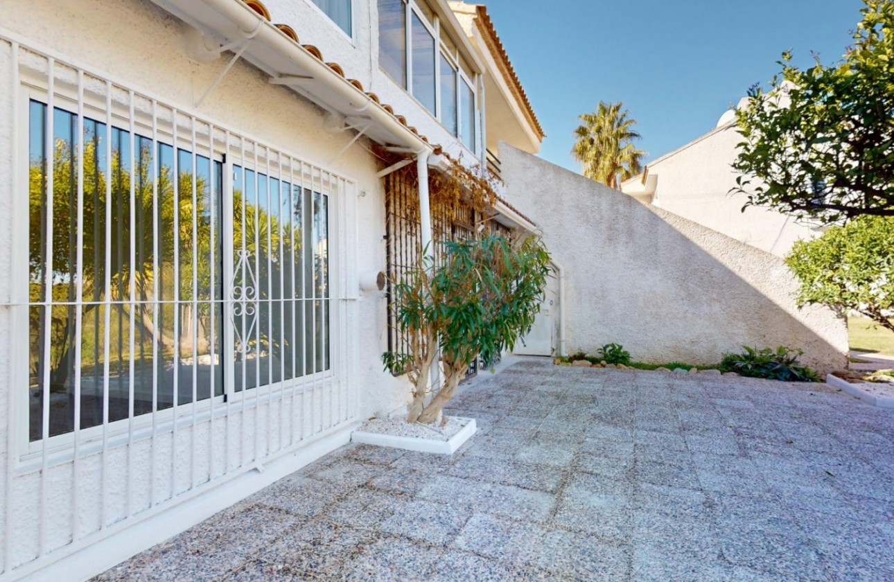 Resale - Apartment / flat - Orihuela Costa - Costa Blanca