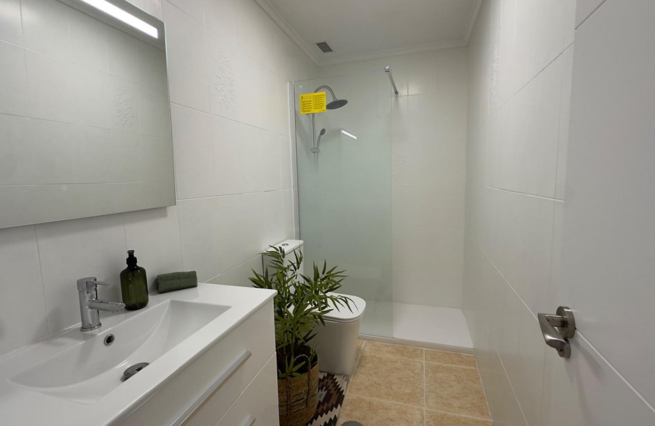 Revente - Appartement - Torrevieja - Centro