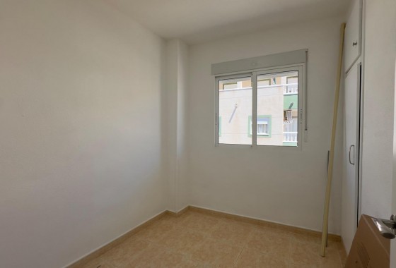 Reventa - Apartamento / piso - Torrevieja - Centro