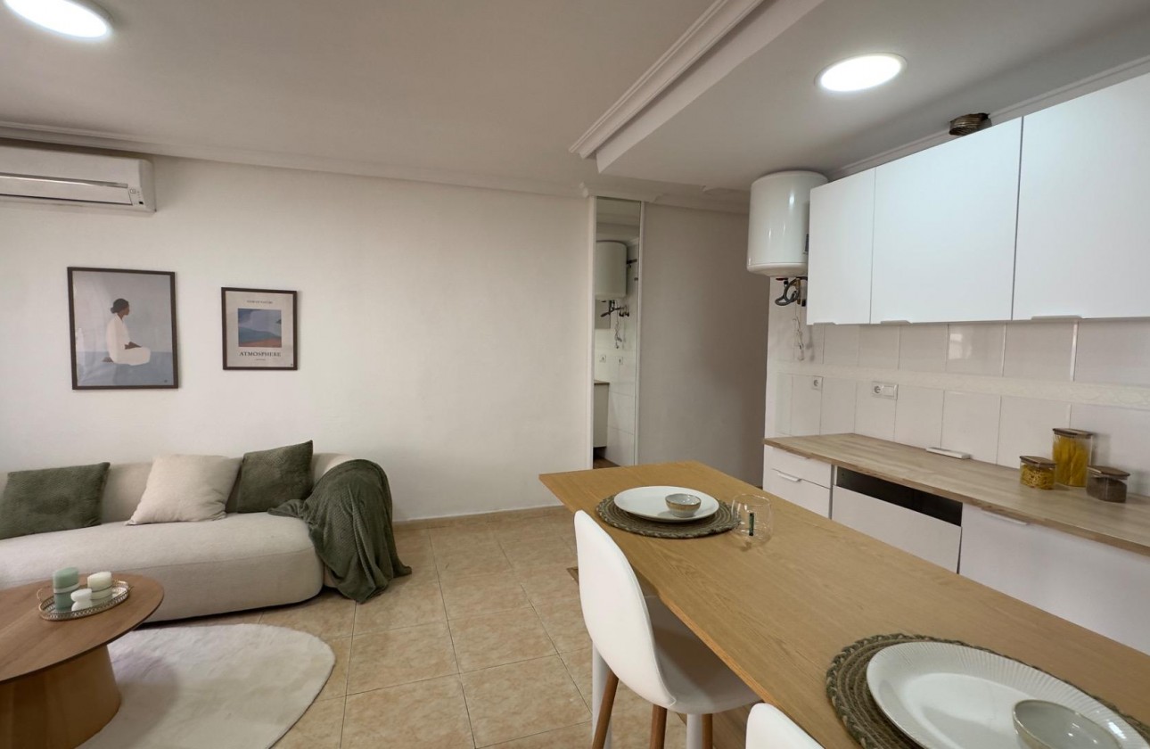 Revente - Appartement - Torrevieja - Centro