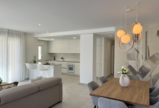 Revente - Appartement - Torrevieja - Aguas Nuevas