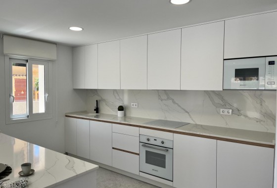 Revente - Appartement - Torrevieja - Aguas Nuevas