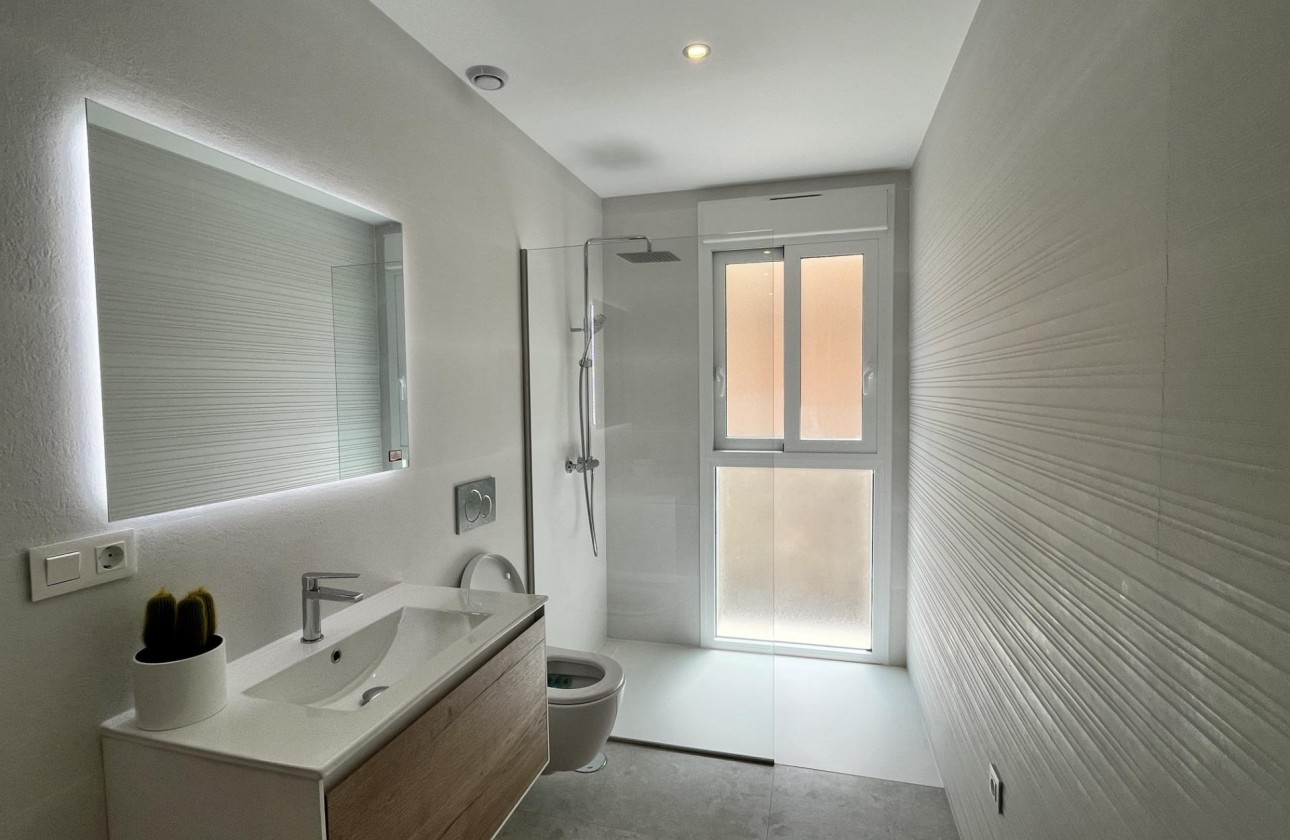 Revente - Appartement - Torrevieja - Aguas Nuevas