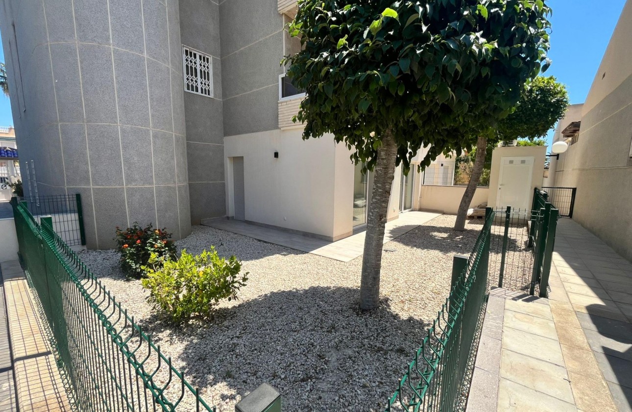 Revente - Appartement - Torrevieja - Aguas Nuevas