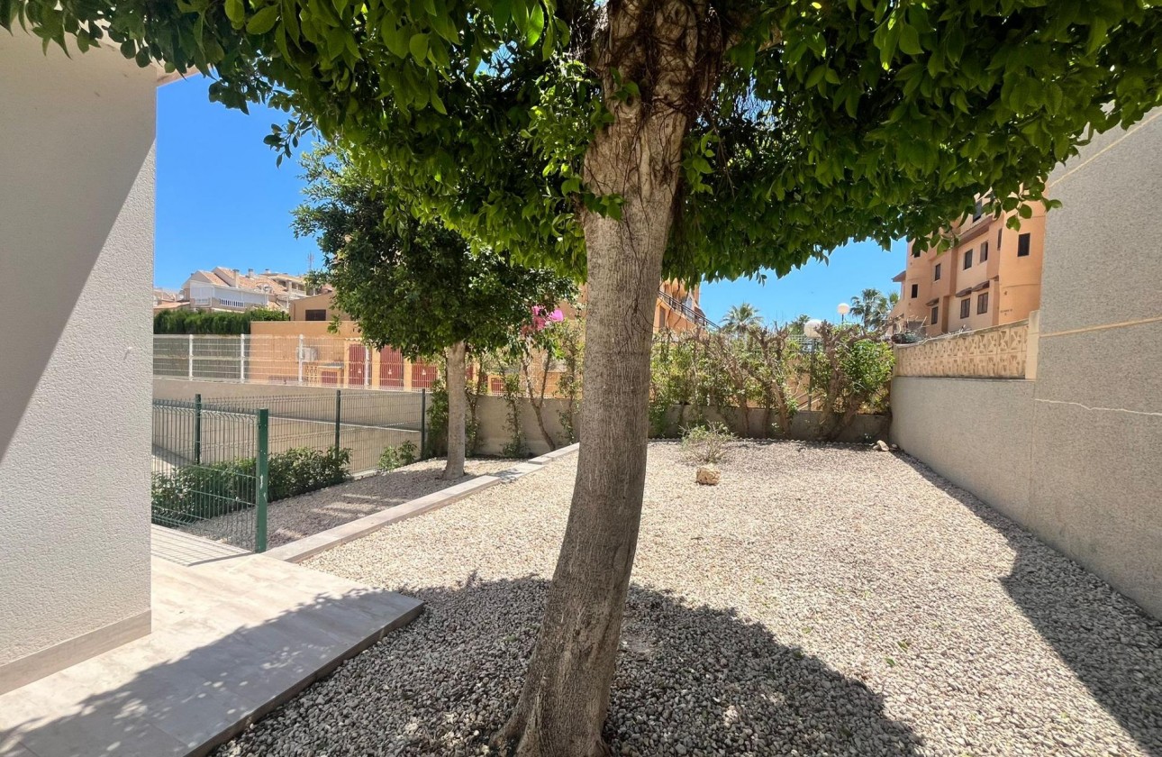 Revente - Appartement - Torrevieja - Aguas Nuevas