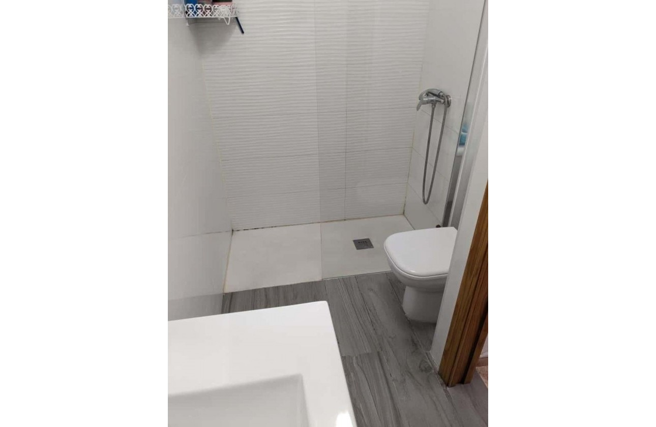 Resale - Apartment / flat - Torrevieja - Playa del Cura