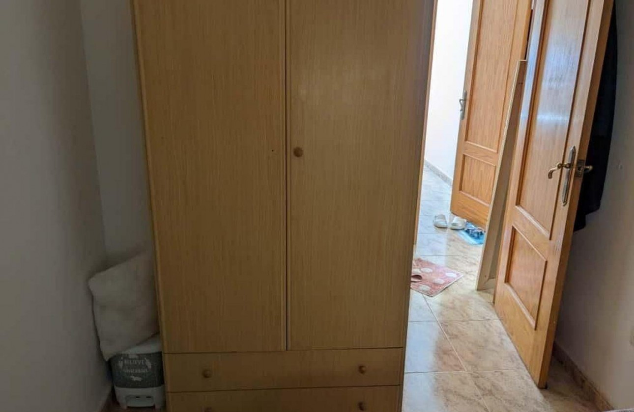 Resale - Apartment / flat - Torrevieja - Playa del Cura