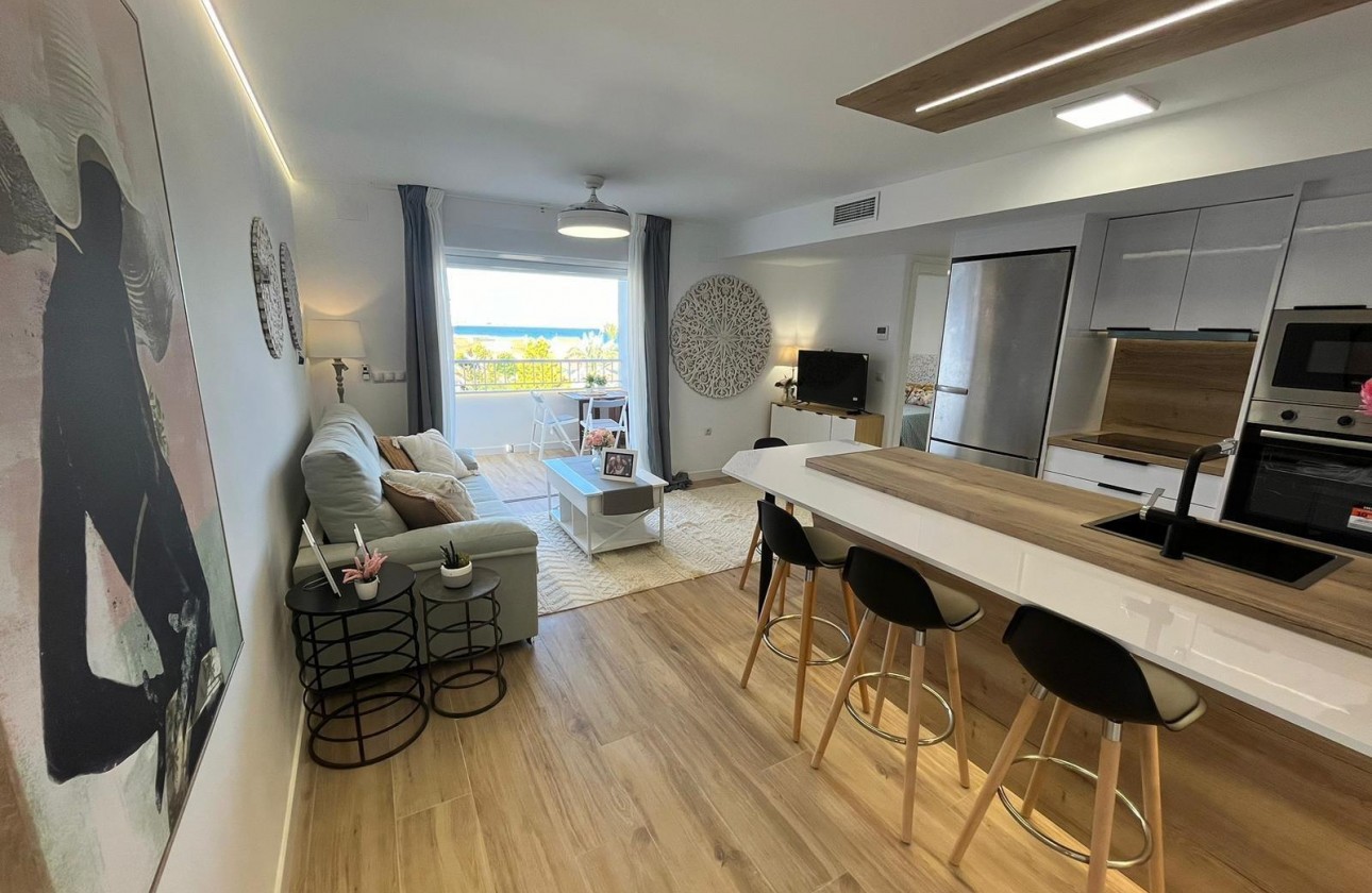 Revente - Appartement - Torrevieja - Punta prima