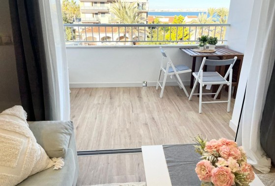 Revente - Appartement - Torrevieja - Punta prima