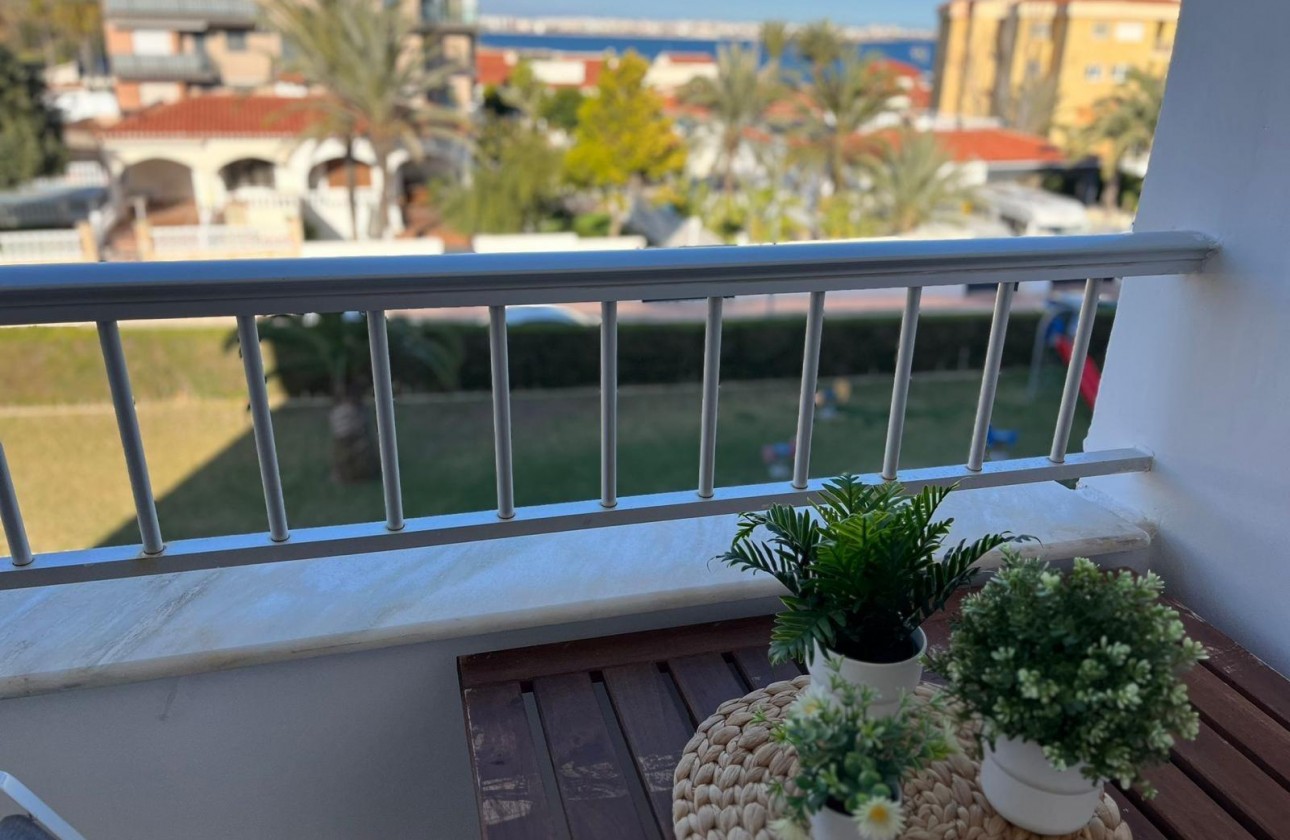 Revente - Appartement - Torrevieja - Punta prima