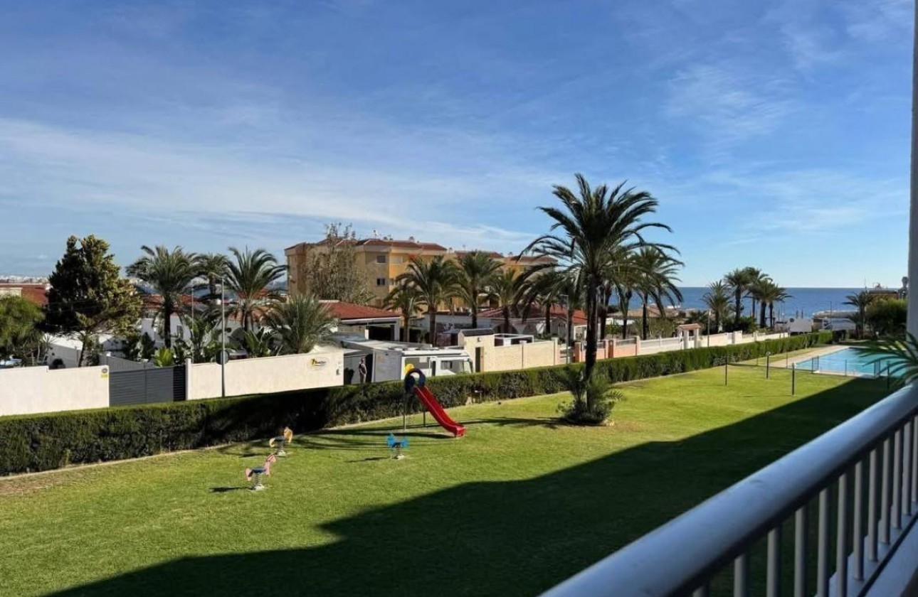 Revente - Appartement - Torrevieja - Punta prima