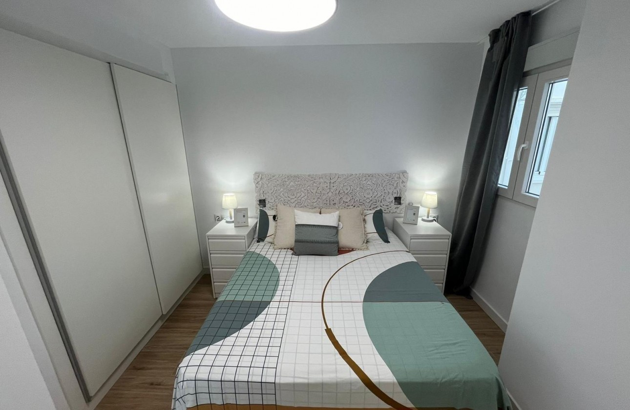 Revente - Appartement - Torrevieja - Punta prima