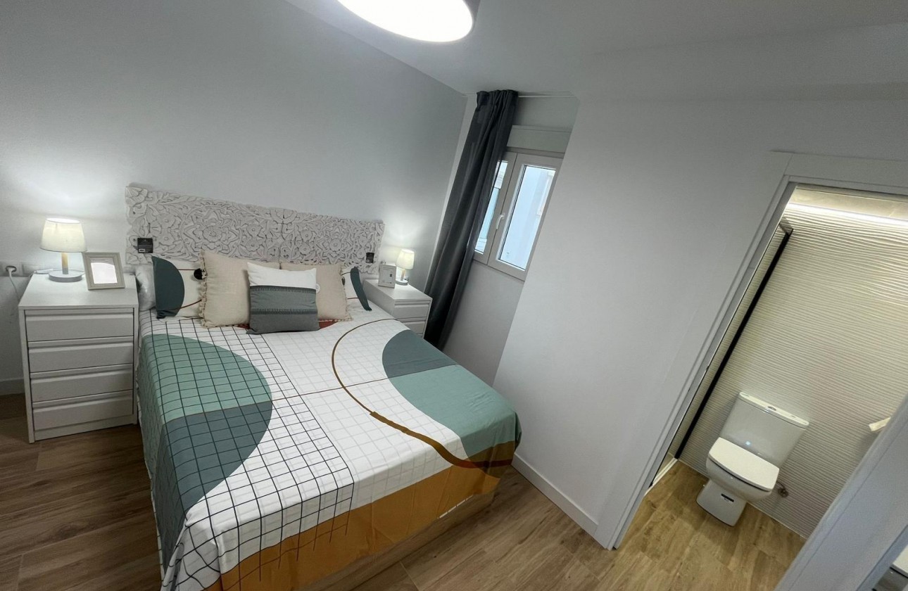 Revente - Appartement - Torrevieja - Punta prima