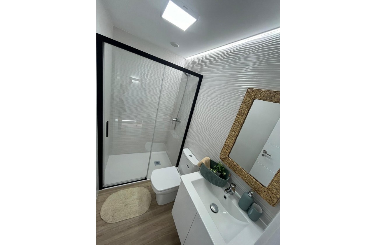 Revente - Appartement - Torrevieja - Punta prima