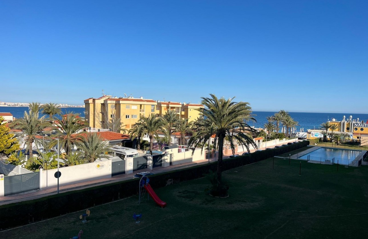 Revente - Appartement - Torrevieja - Punta prima