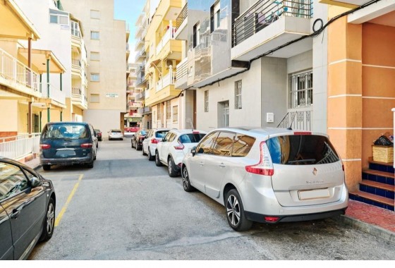 Resale - Apartment / flat - Torrevieja - Centro