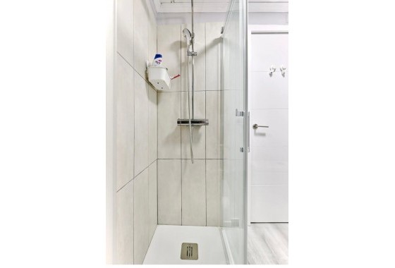 Resale - Apartment / flat - Torrevieja - Centro