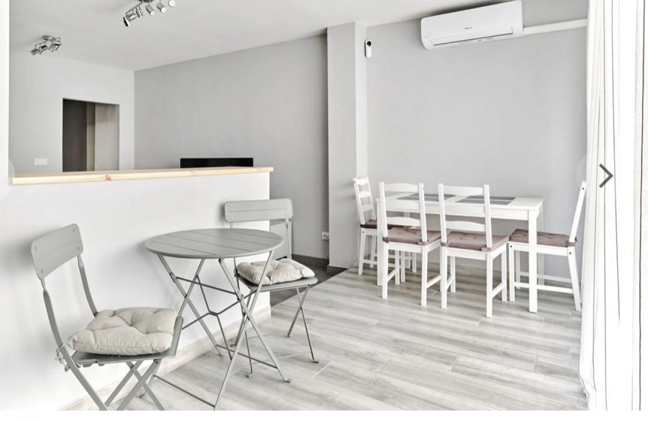 Resale - Apartment / flat - Torrevieja - Centro