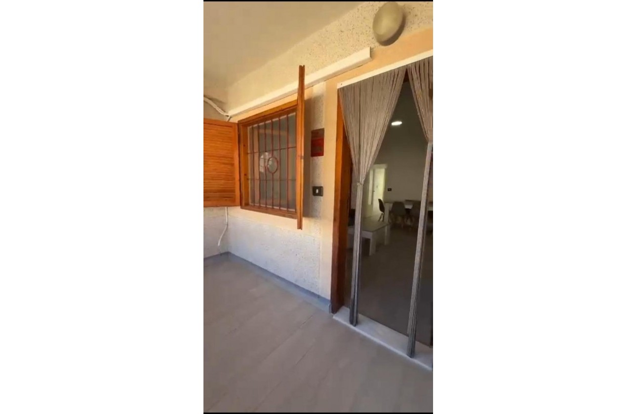Reventa - Apartamento / piso - Torrevieja - Acequion