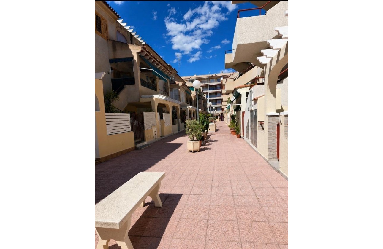 Reventa - Apartamento / piso - Torrevieja - Acequion