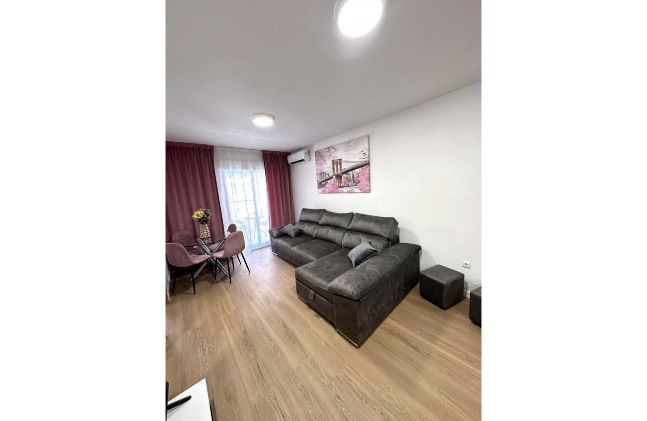Resale - Apartment / flat - Torrevieja - Playa del Cura
