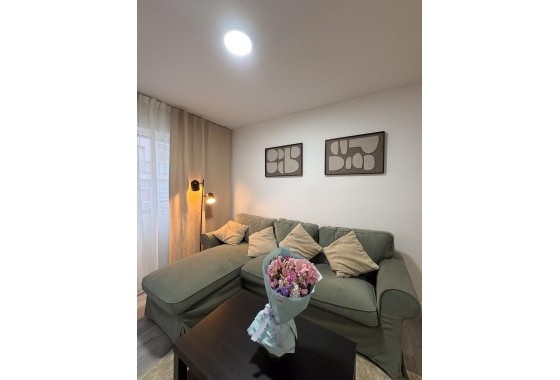 Resale - Apartment / flat - Torrevieja - Curva del Palangre