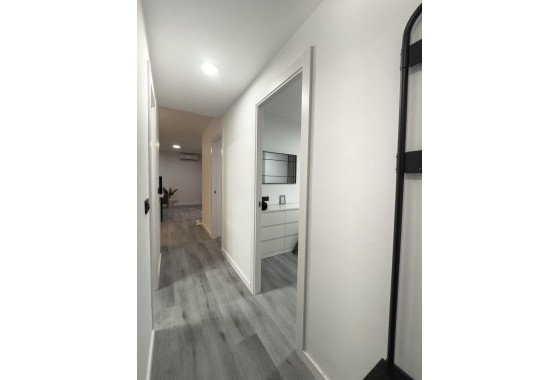 Resale - Apartment / flat - Torrevieja - Curva del Palangre