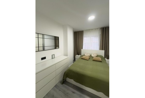 Resale - Apartment / flat - Torrevieja - Curva del Palangre