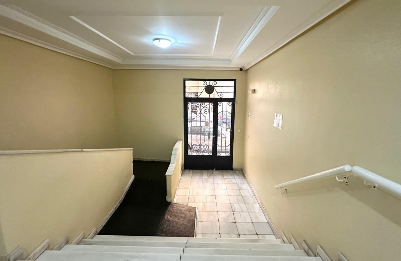 Revente - Appartement - Torrevieja - Acequion