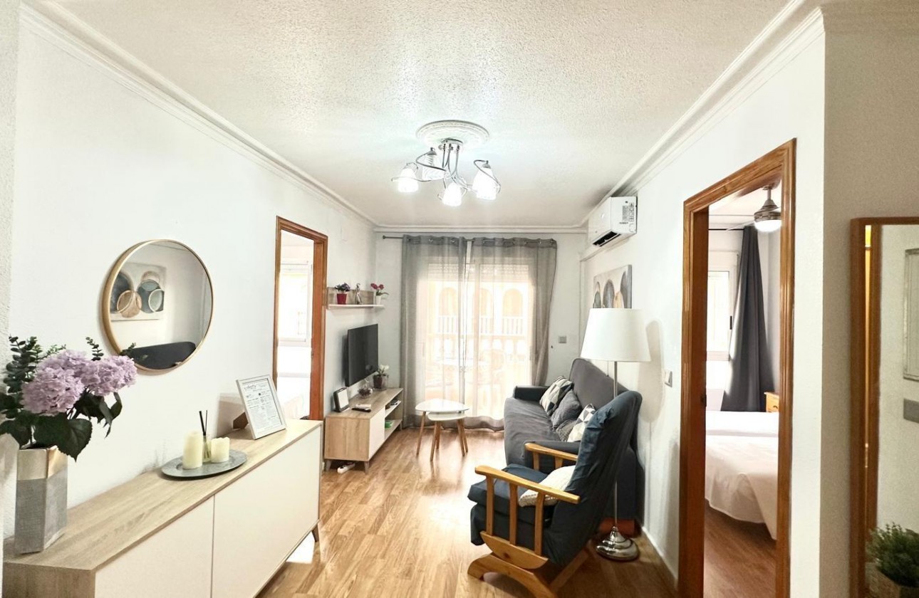 Revente - Appartement - Torrevieja - Acequion