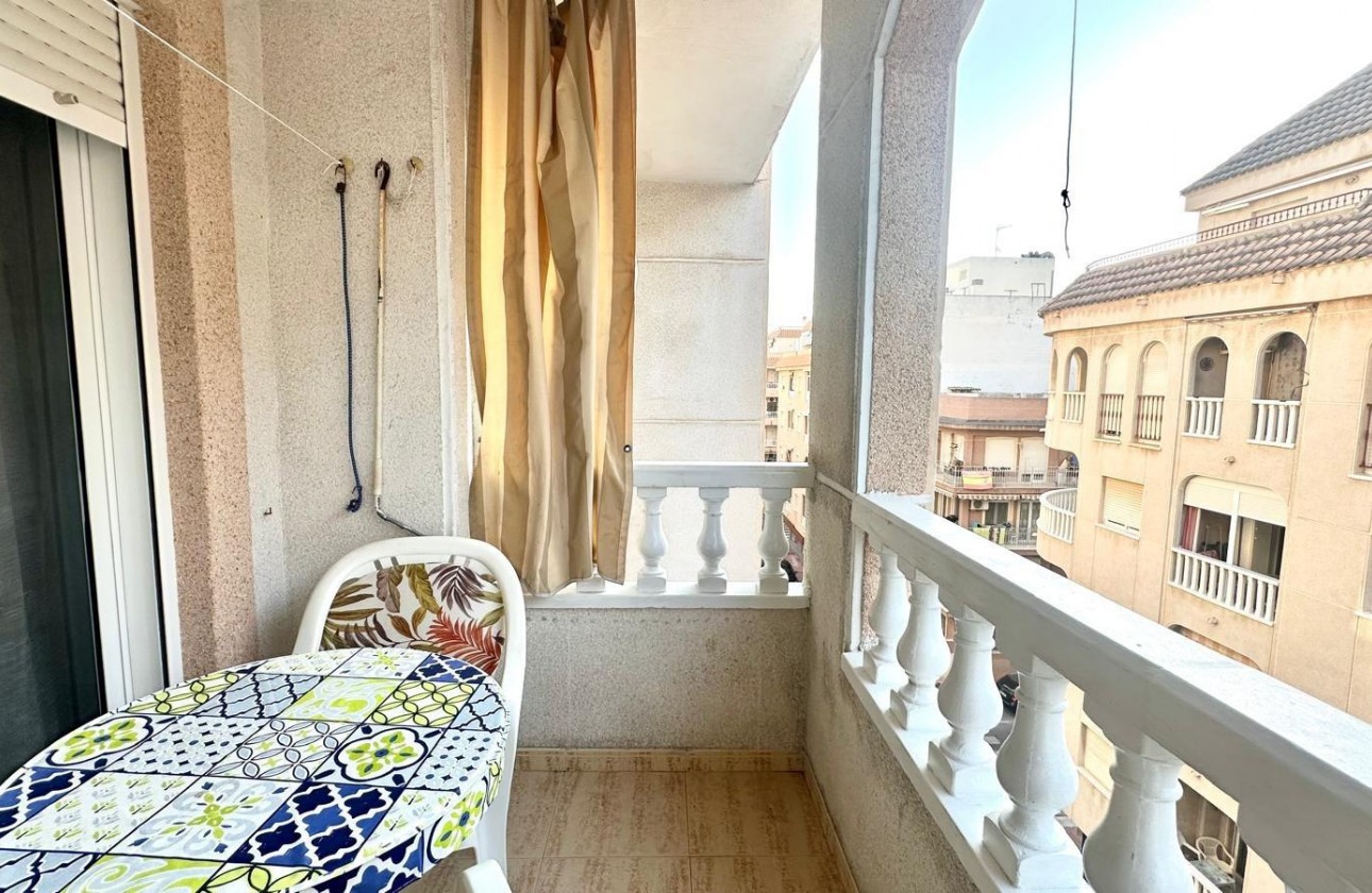 Revente - Appartement - Torrevieja - Acequion