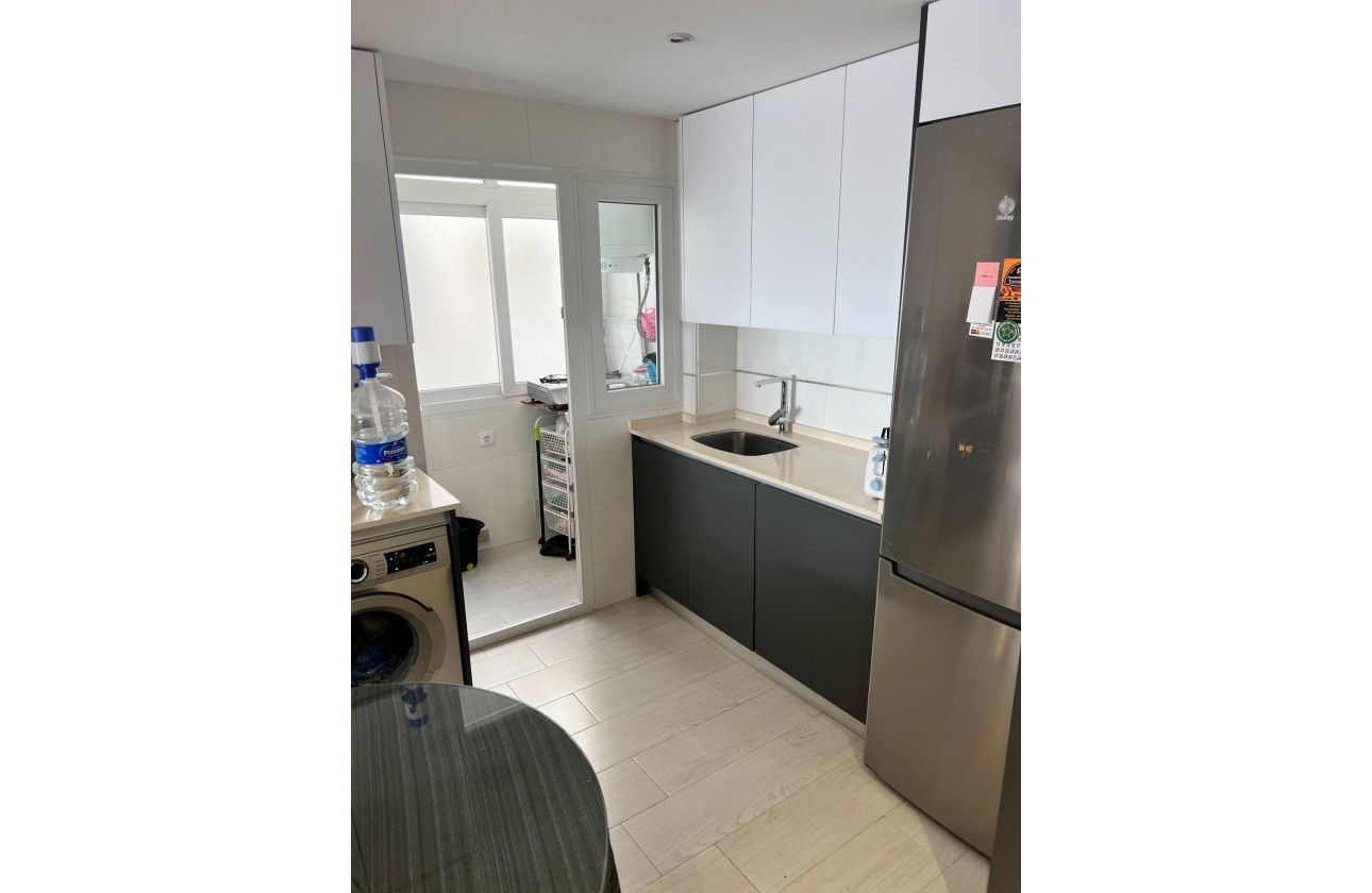 Reventa - Apartamento / piso - Torrevieja - Playa del Cura
