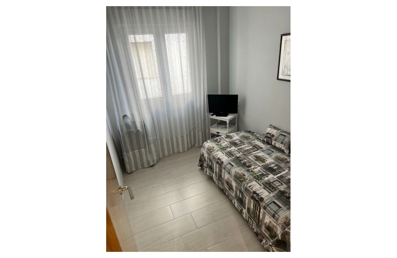Reventa - Apartamento / piso - Torrevieja - Playa del Cura