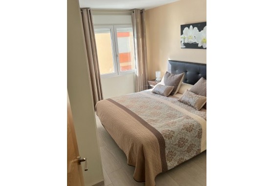 Reventa - Apartamento / piso - Torrevieja - Playa del Cura