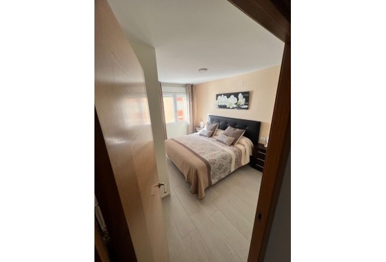 Reventa - Apartamento / piso - Torrevieja - Playa del Cura