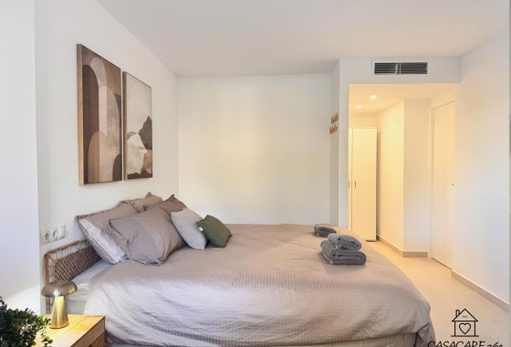 Reventa - Apartamento / piso - Torrevieja - El Acequión - Los Náufragos
