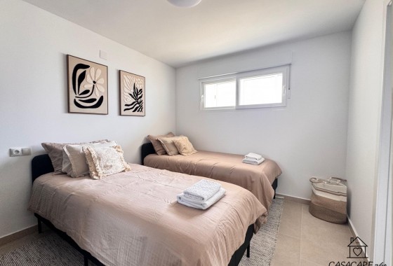 Reventa - Apartamento / piso - Torrevieja - El Acequión - Los Náufragos