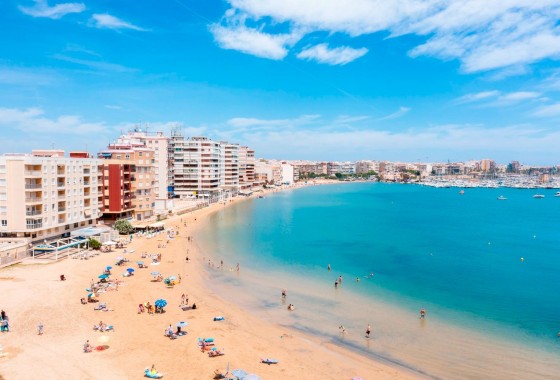 Reventa - Apartamento / piso - Torrevieja - El Acequión - Los Náufragos
