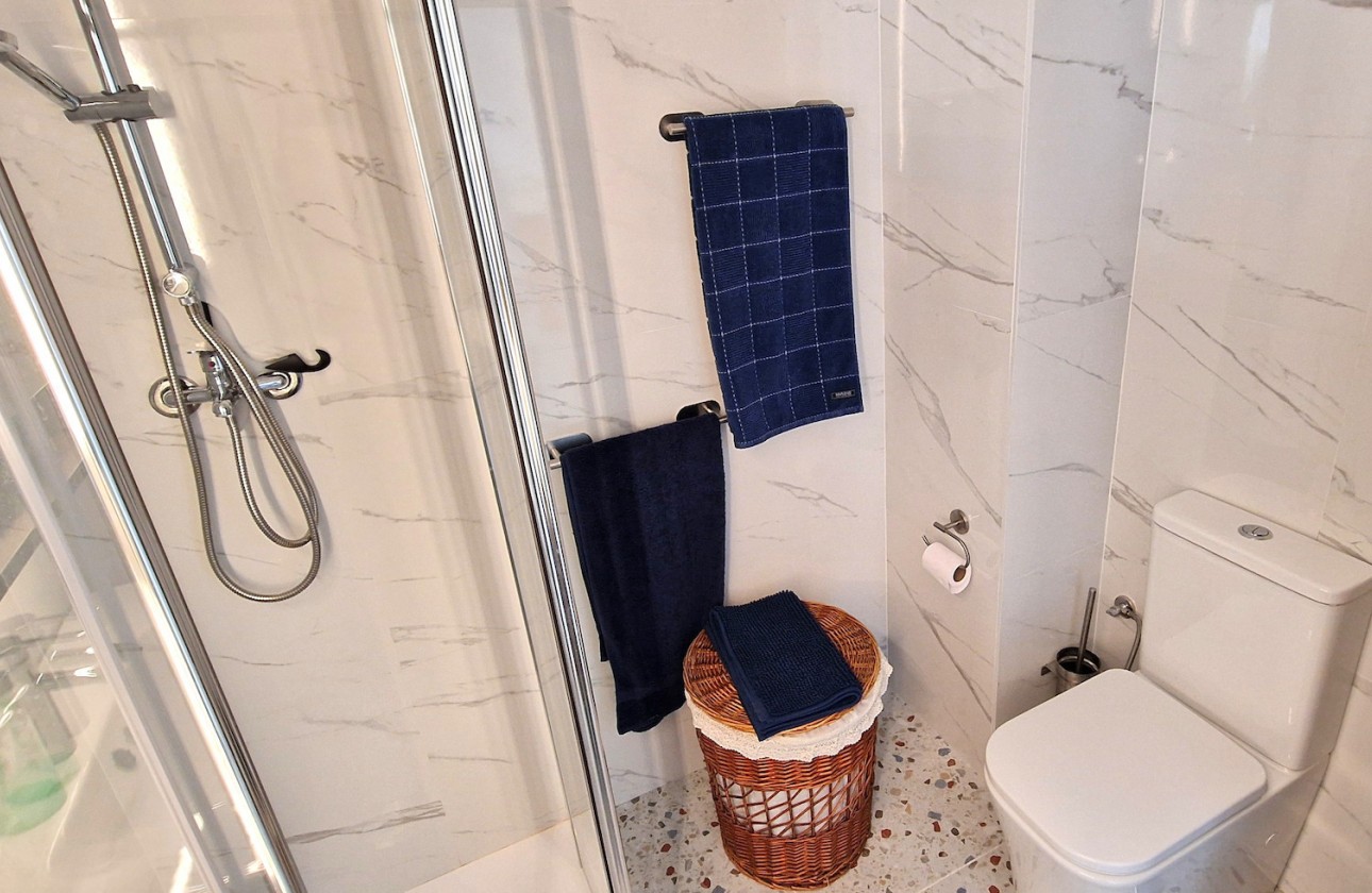 Resale - Apartment / flat - Torrevieja - Costa Blanca