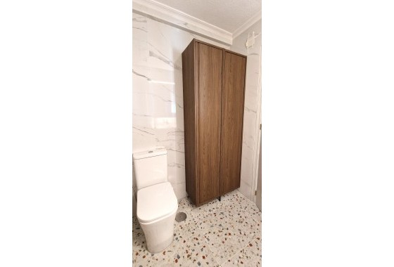 Resale - Apartment / flat - Torrevieja - Costa Blanca