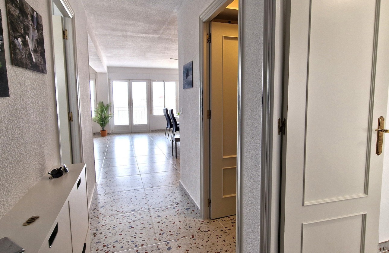 Resale - Apartment / flat - Torrevieja - Costa Blanca
