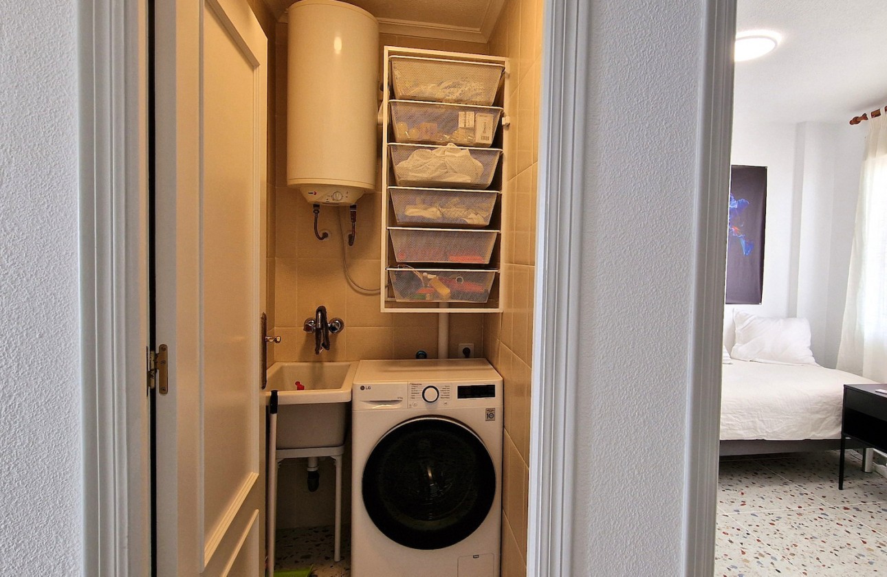 Resale - Apartment / flat - Torrevieja - Costa Blanca